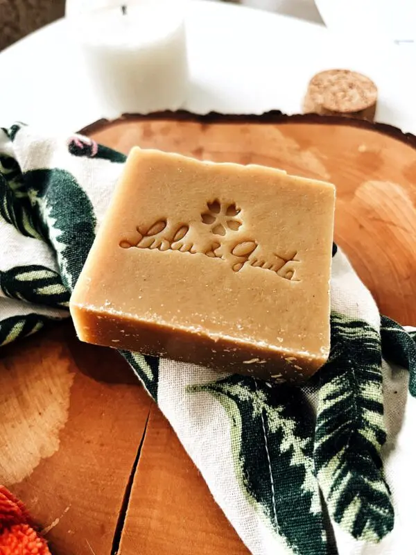 Shampoing solide naturel sans SCI guimauve