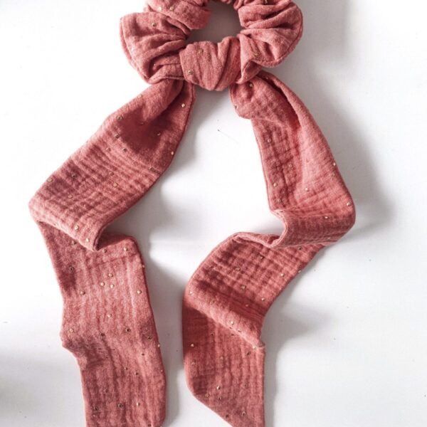 Chouchou foulard rose à pois dorés